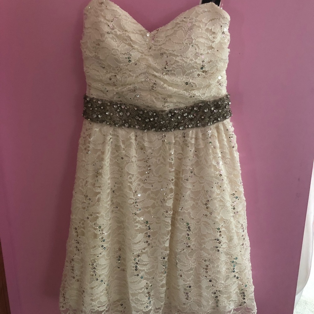 Junior’s My Michelle formal dress